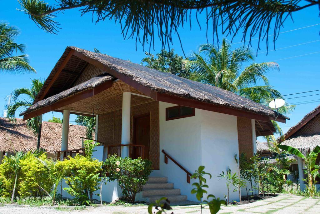 Quo Vadis Dive Resort Moalboal Exterior foto